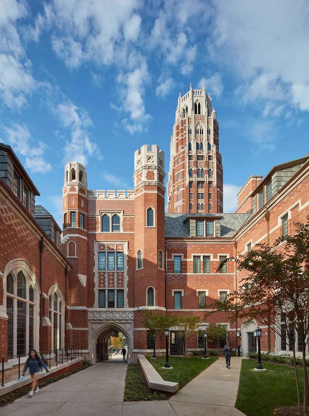 Vanderbilt University_Rothschild_Residential Hall Courtyard_HASTINGS Architecture